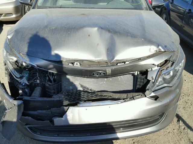 5XXGU4L36GG018205 - 2016 KIA OPTIMA EX SILVER photo 7