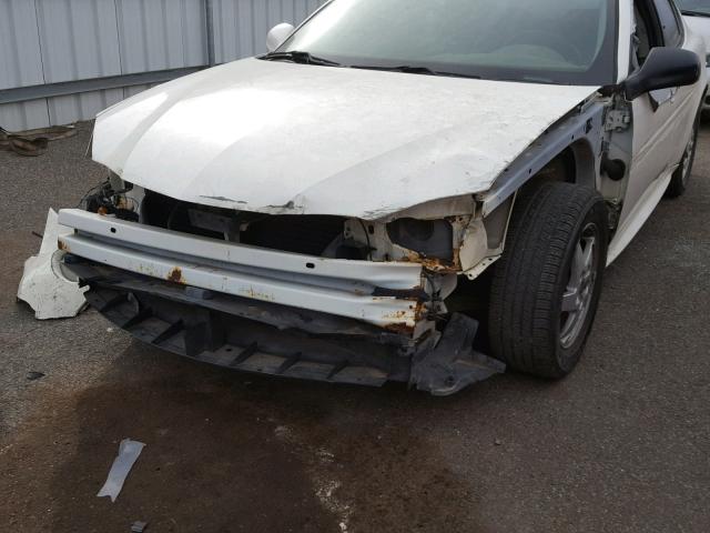 2G2WS522741110994 - 2004 PONTIAC GRAND PRIX WHITE photo 9