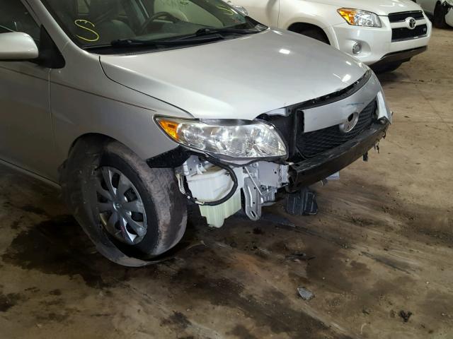 1NXBU4EE0AZ384926 - 2010 TOYOTA COROLLA BA SILVER photo 9