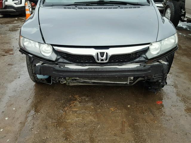 19XFA163X9E027211 - 2009 HONDA CIVIC VP GRAY photo 9