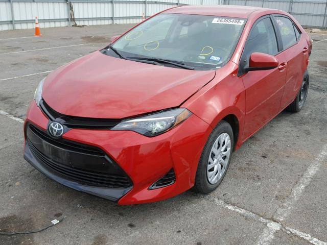 5YFBURHE7HP704831 - 2017 TOYOTA COROLLA L RED photo 2