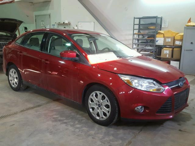 1FAHP3F25CL154866 - 2012 FORD FOCUS SE RED photo 1