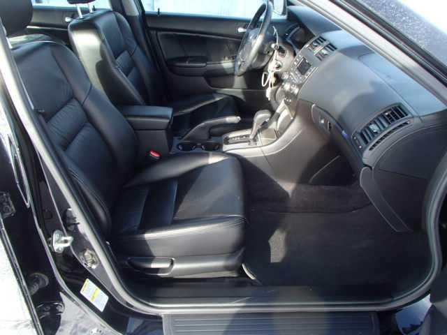 1HGCM56826A811055 - 2006 HONDA ACCORD EX BLACK photo 5