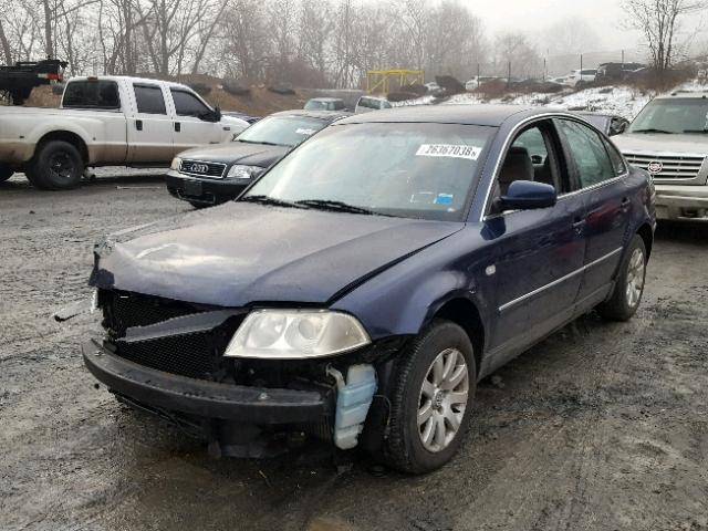WVWPD63B32P226756 - 2002 VOLKSWAGEN PASSAT GLS BLUE photo 2