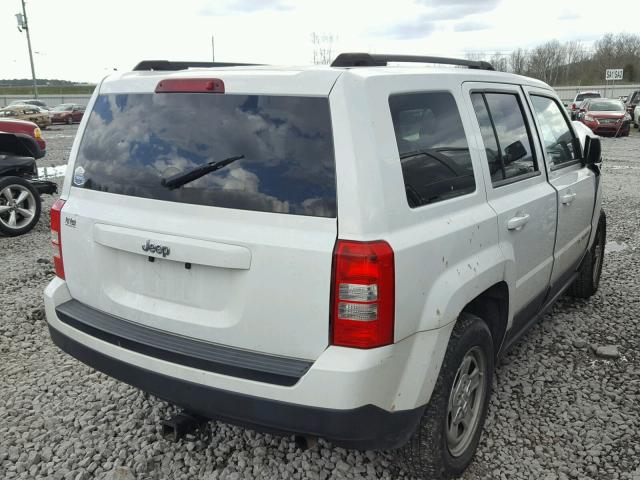 1C4NJPBB7CD725098 - 2012 JEEP PATRIOT SP WHITE photo 4