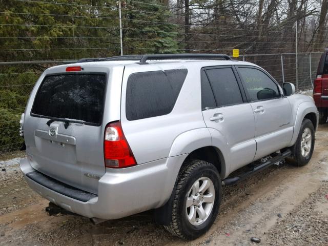 JTEBU14R168054781 - 2006 TOYOTA 4RUNNER SR SILVER photo 4