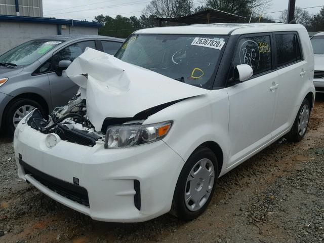 JTLZE4FE6CJ023112 - 2012 TOYOTA SCION XB WHITE photo 2
