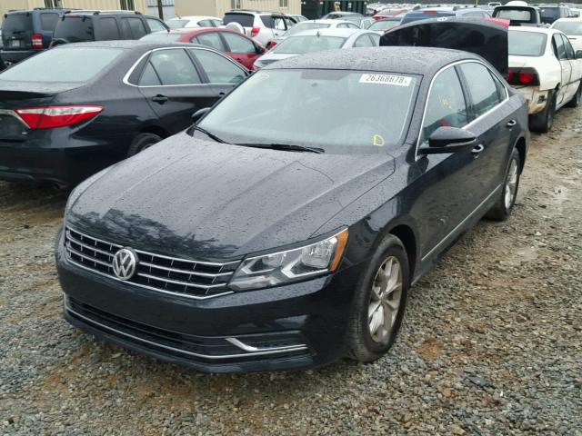 1VWAT7A39HC054112 - 2017 VOLKSWAGEN PASSAT S BLACK photo 2