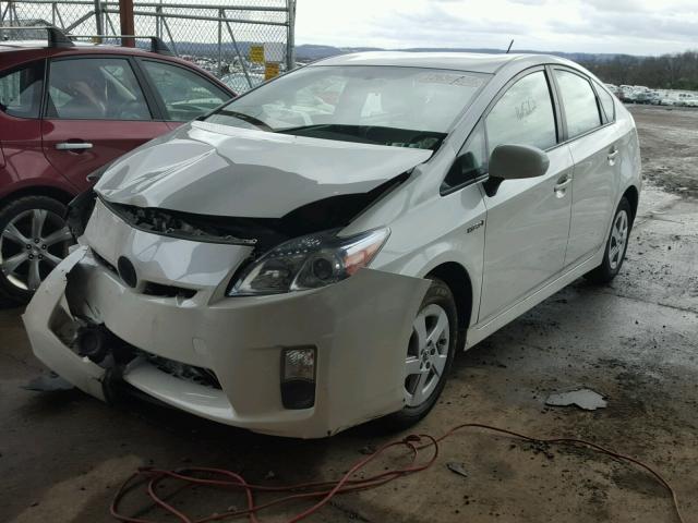 JTDKN3DUXA0071393 - 2010 TOYOTA PRIUS WHITE photo 2