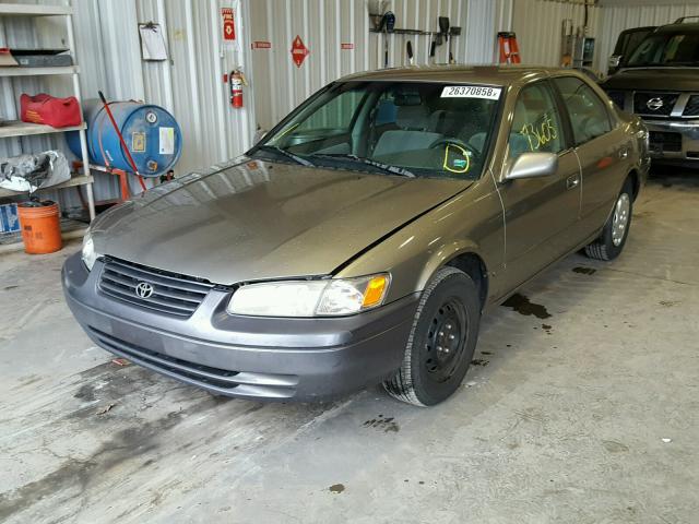 4T1BG22K3WU284347 - 1998 TOYOTA CAMRY CE BEIGE photo 2