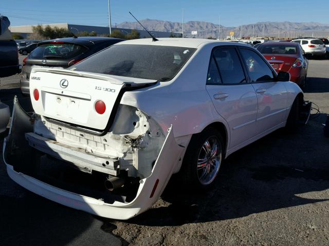 JTHBD192920061727 - 2002 LEXUS IS 300 WHITE photo 4