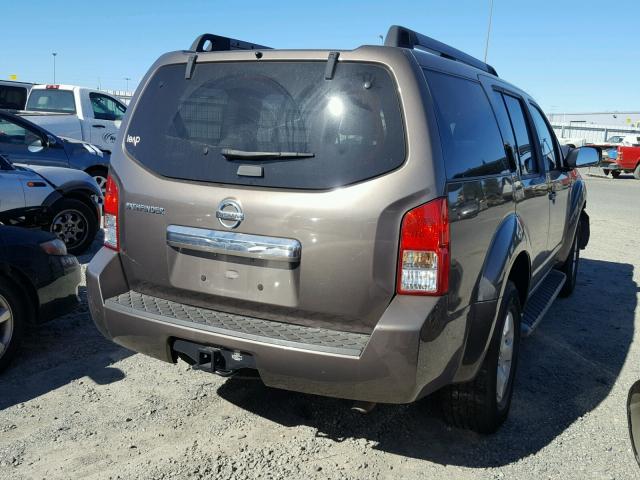 5N1AR18B18C666151 - 2008 NISSAN PATHFINDER BROWN photo 4