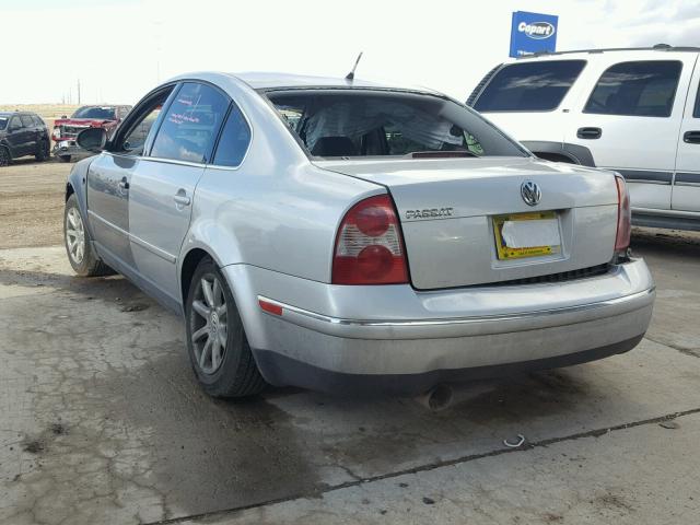 WVWPD63B24E235690 - 2004 VOLKSWAGEN PASSAT GLS SILVER photo 3