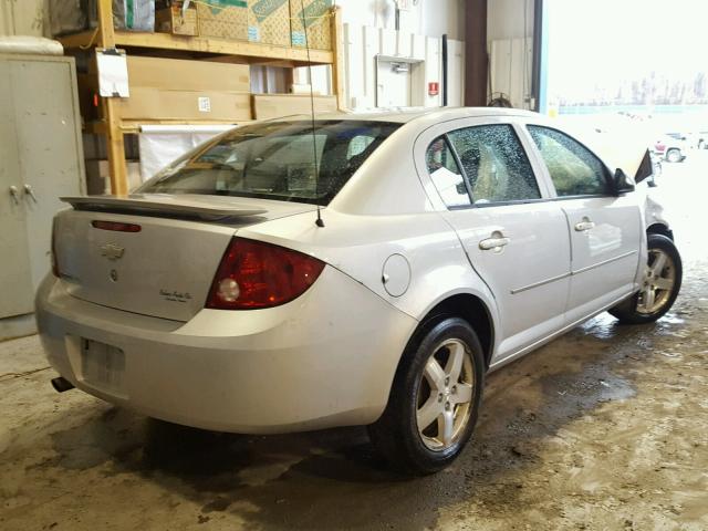 1G1AL52F557634700 - 2005 CHEVROLET COBALT LS SILVER photo 4