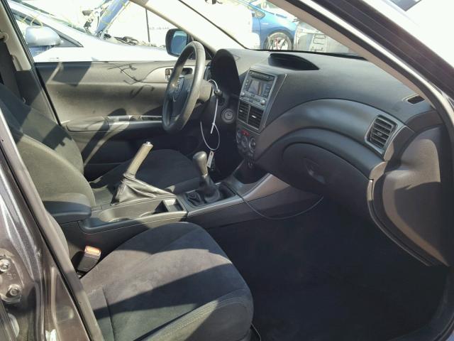 JF1GH6A61BG813263 - 2011 SUBARU IMPREZA 2. GRAY photo 5