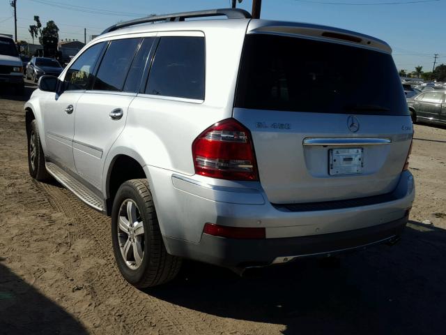 4JGBF71E88A310263 - 2008 MERCEDES-BENZ GL 450 4MA SILVER photo 3