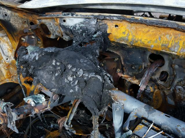 4T1BE32KX6U697653 - 2006 TOYOTA CAMRY LE BURN photo 8