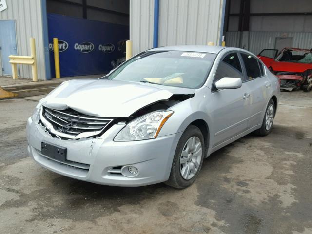 1N4AL2AP4AN471369 - 2010 NISSAN ALTIMA BAS SILVER photo 2