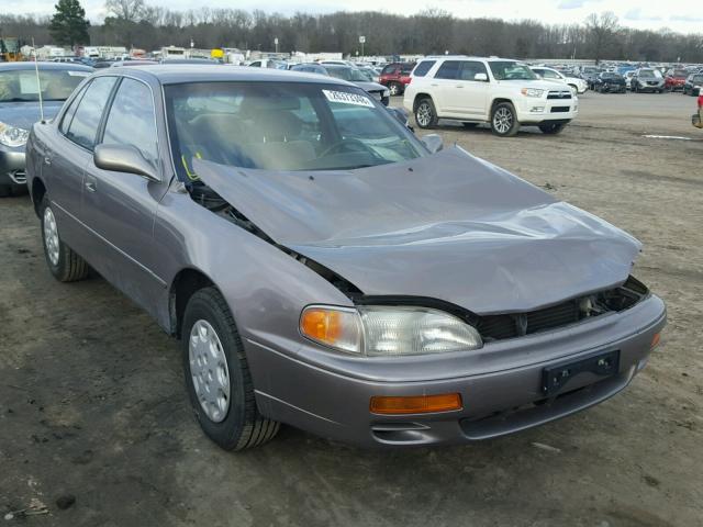 JT2BG12K8T0399648 - 1996 TOYOTA CAMRY DX TAN photo 1