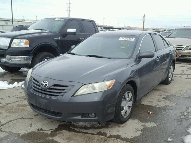 4T1BE46K27U054859 - 2007 TOYOTA CAMRY NEW GRAY photo 2