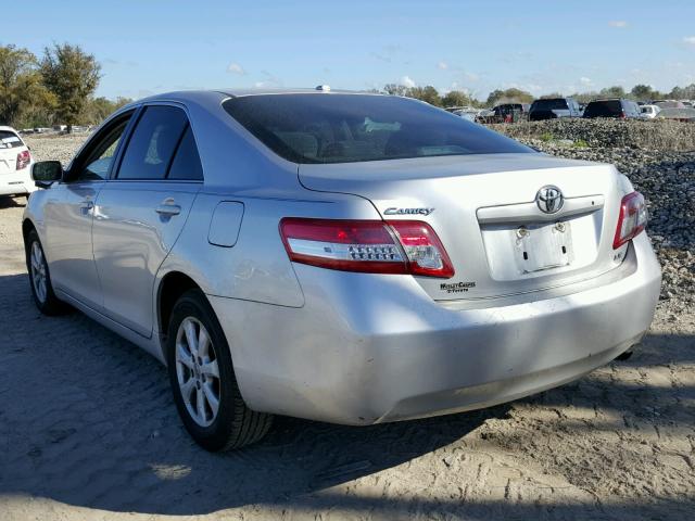 4T4BF3EK4BR213534 - 2011 TOYOTA CAMRY BASE SILVER photo 3