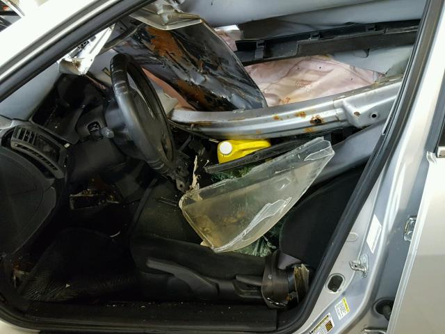 1HGCM56416A040553 - 2006 HONDA ACCORD LX SILVER photo 5