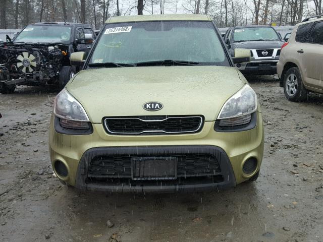 KNDJT2A51C7355840 - 2012 KIA SOUL GREEN photo 9