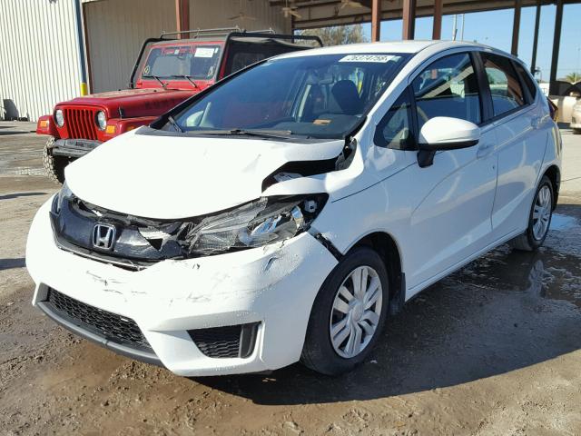 3HGGK5H54FM776502 - 2015 HONDA FIT LX WHITE photo 2