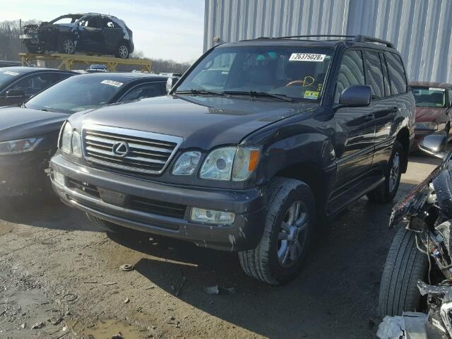 JTJHT00W843548554 - 2004 LEXUS LX 470 GRAY photo 2