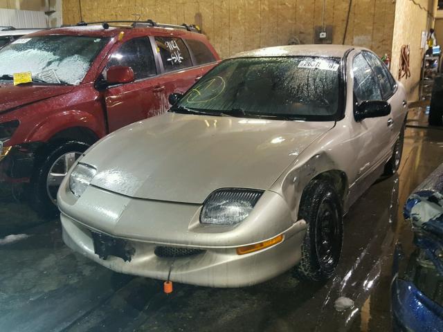 1G2JB5248V7590396 - 1997 PONTIAC SUNFIRE SE GOLD photo 2