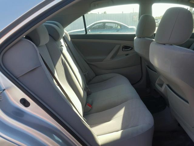 4T1BF3EK0BU699771 - 2011 TOYOTA CAMRY BASE SILVER photo 6