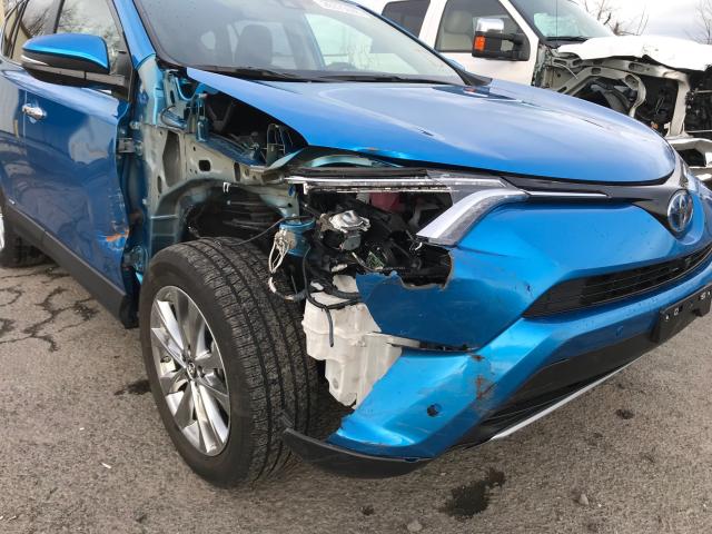 JTMDJREV4HD060763 - 2017 TOYOTA RAV4 HV LI BLUE photo 10