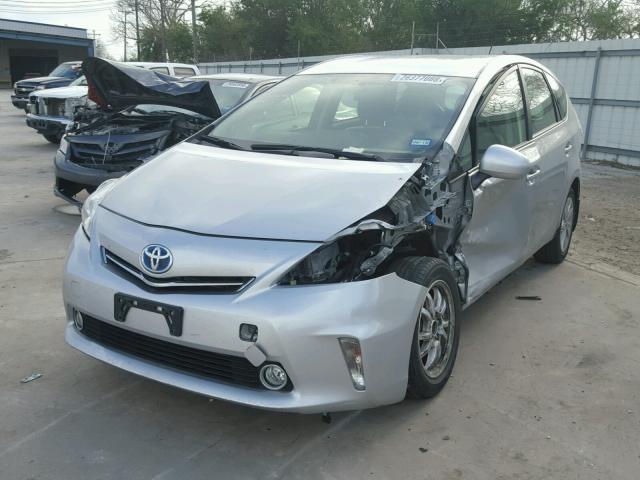 JTDZN3EU7C3133458 - 2012 TOYOTA PRIUS V SILVER photo 2