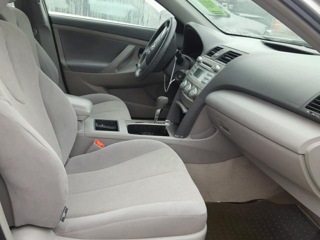 4T1BE46K39U414613 - 2009 TOYOTA CAMRY BASE SILVER photo 5