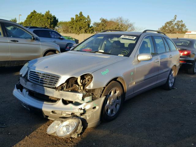 WDBRH61J94F537381 - 2004 MERCEDES-BENZ C 240 SPOR SILVER photo 2