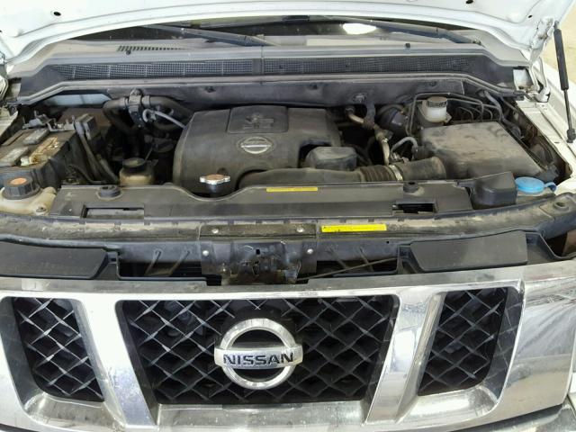 1N6BA07G38N327223 - 2008 NISSAN TITAN XE WHITE photo 7