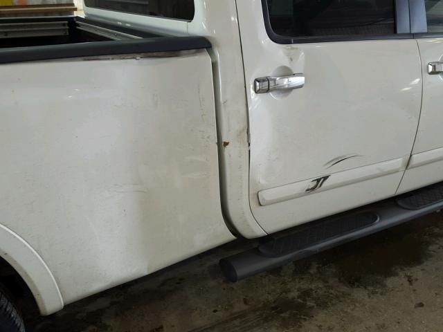 1N6BA07G38N327223 - 2008 NISSAN TITAN XE WHITE photo 9