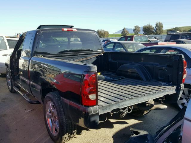 2GCEC19N461151938 - 2006 CHEVROLET SILVERADO BLACK photo 3