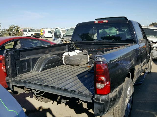 2GCEC19N461151938 - 2006 CHEVROLET SILVERADO BLACK photo 4