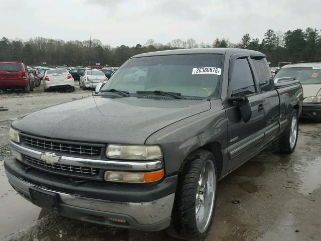 2GCEC19T7X1133174 - 1999 CHEVROLET SILVERADO GRAY photo 2