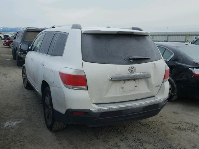 5TDDK3EH6DS263673 - 2013 TOYOTA HIGHLANDER WHITE photo 3