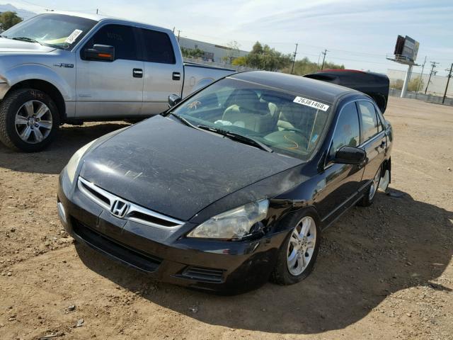 1HGCM56386A148613 - 2006 HONDA ACCORD SE BLACK photo 2