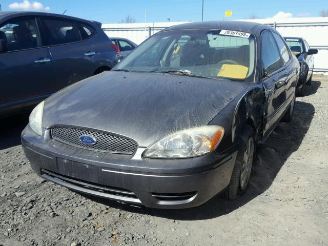 1FAFP53U85A113915 - 2005 FORD TAURUS SE GRAY photo 2