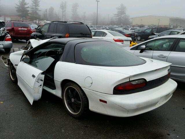 2G1FP22P8S2133692 - 1995 CHEVROLET CAMARO Z28 WHITE photo 3