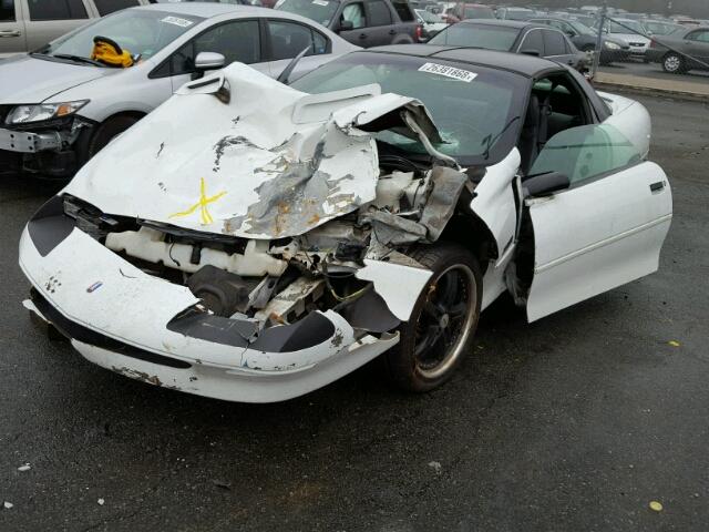 2G1FP22P8S2133692 - 1995 CHEVROLET CAMARO Z28 WHITE photo 9