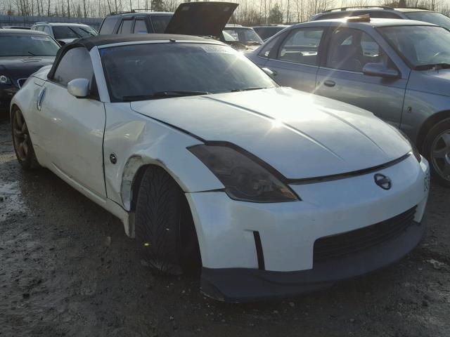 JN1AZ36A64T012754 - 2004 NISSAN 350Z ROADS WHITE photo 1