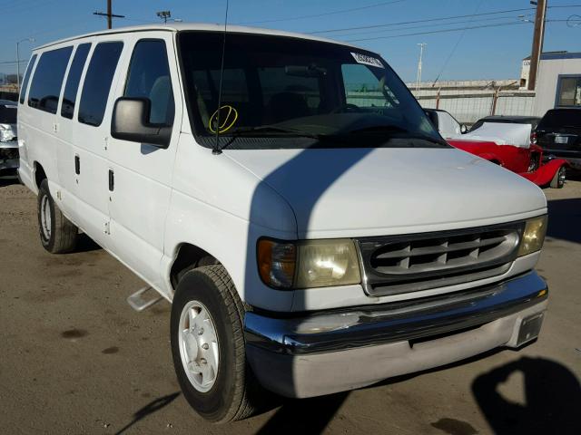 1FBSS31S63HA25693 - 2003 FORD ECONOLINE WHITE photo 1