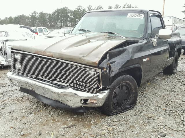 2GCDC14H4B1120745 - 1981 CHEVROLET C10 BLACK photo 2