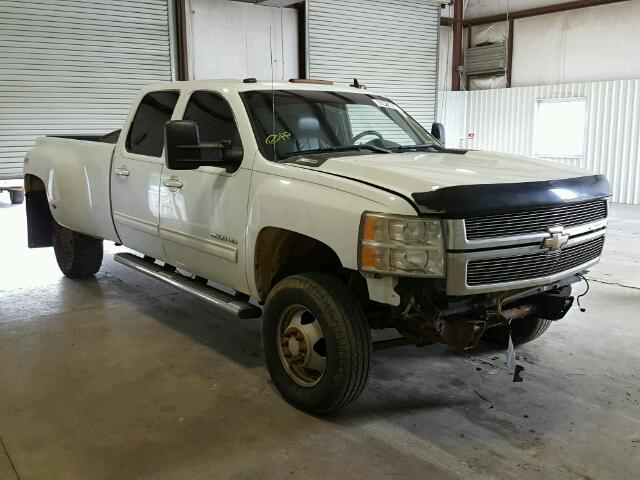 1GB7K1B6XAF118219 - 2010 CHEVROLET SILVERADO WHITE photo 1