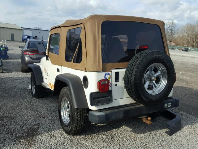 1J4FY19S7WP748817 - 1998 JEEP WRANGLER / WHITE photo 3